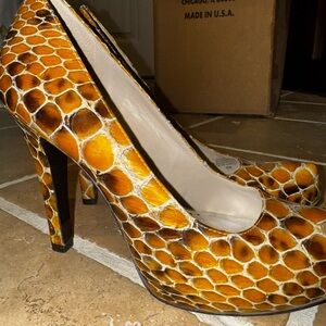 Gianni Bini Orange and Brown Shoes